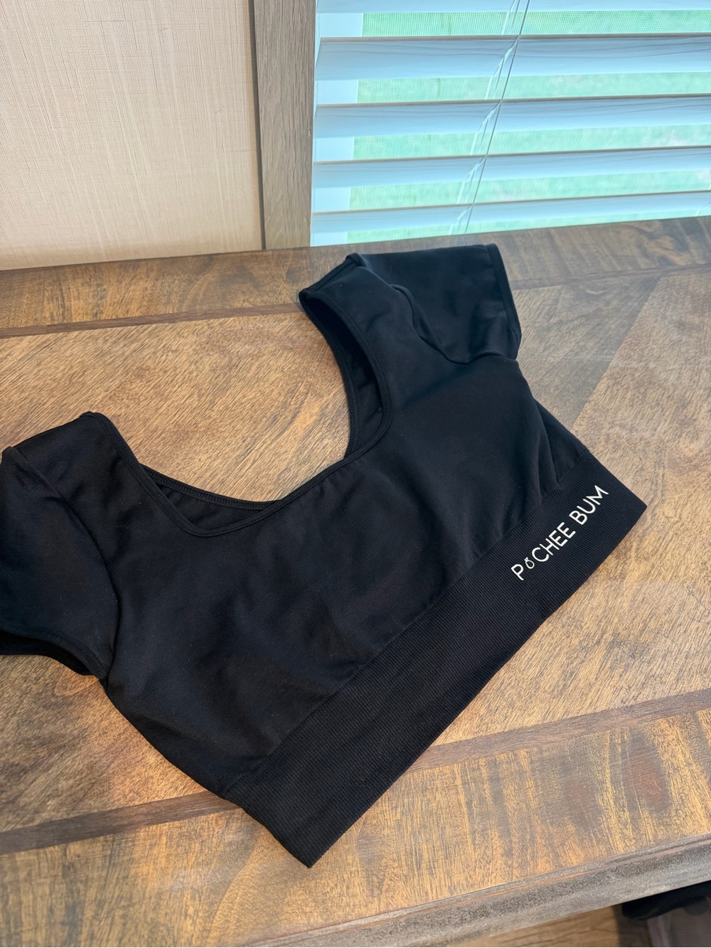 Black Short-Sleeve Crop Top